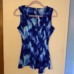 Peplum scuba V Neck Fitted Tank